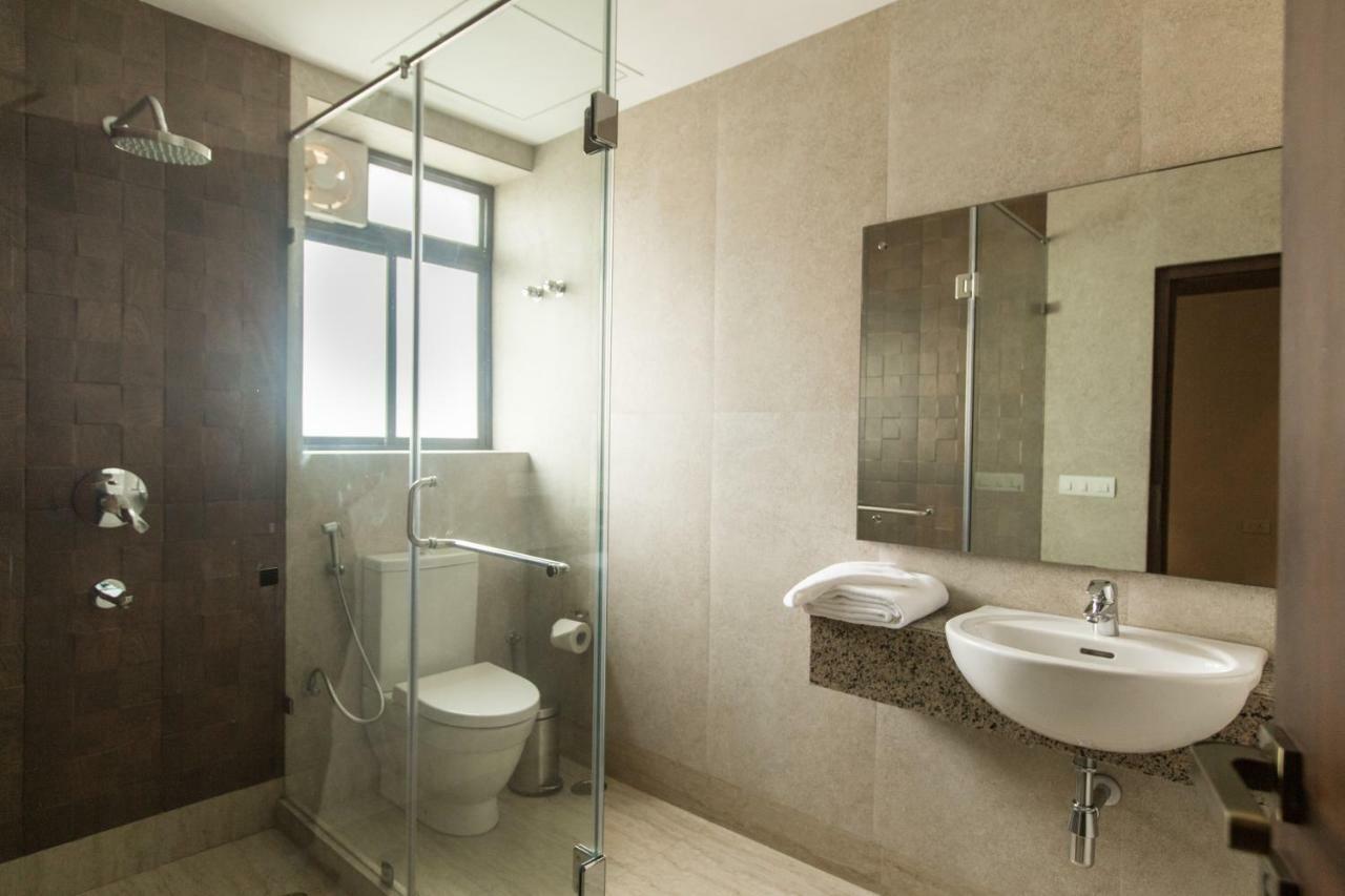 Park Suites Calcutta Extérieur photo